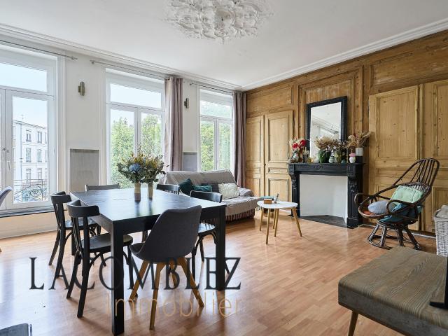 Lille centre Magnifique appartement baigné de soleil à saisir