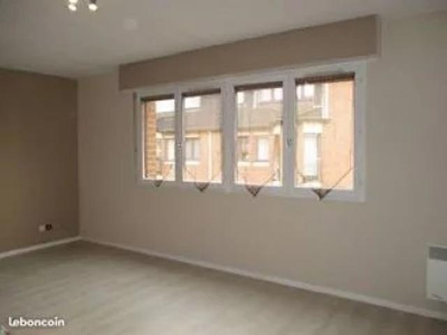 LILLE CHR LOUE APPARTEMENT F1