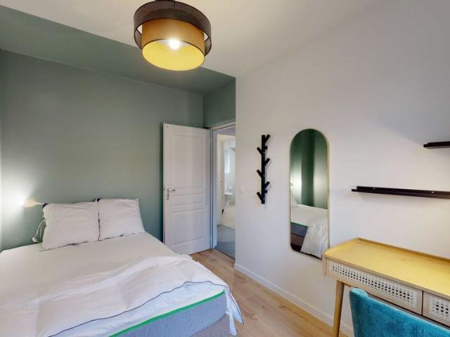 Lille Isly 2 — Chambre Privée 3