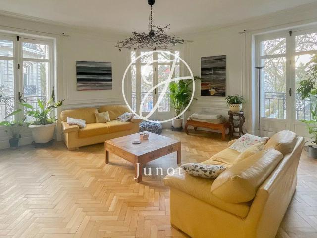 Lille – RÉPUBLIQUE BEAUX ARTS – Appartement à vendre – 6 pièces