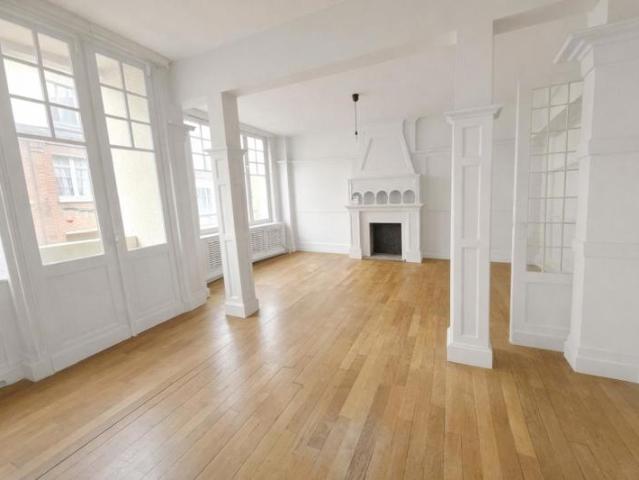 Lille Rue grande Chaussée Appartement T4