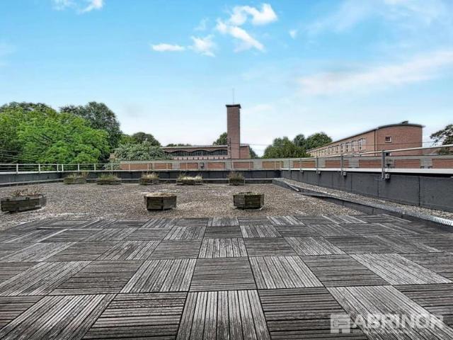 LILLE ST MAUR APPARTEMENT 120 M² TERRASSE 200 M²PARKING