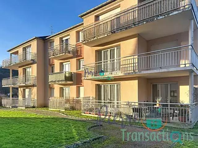 Lillebonne 76170 Achat / Vente appartement 2 pièces t2 parking