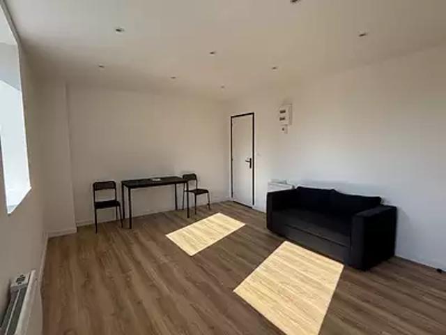 Lillers 62190 Location appartement 1 pièce t1 parking