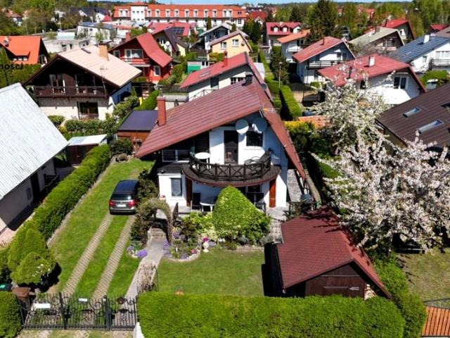 Lipowa 120 m², Rowy