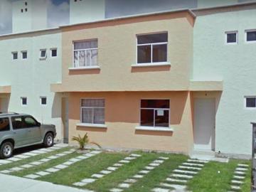 ¡Lista para Escriturar  Exclusiva y moderna casa en Querétaro!
