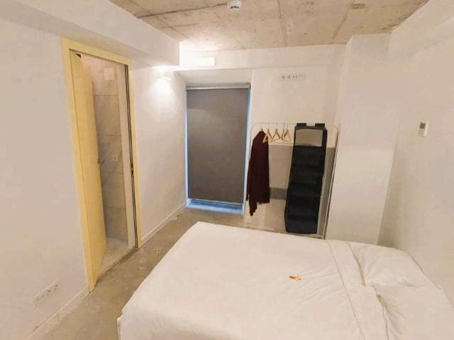 Lisbon Lisbon 1600 081 93215700