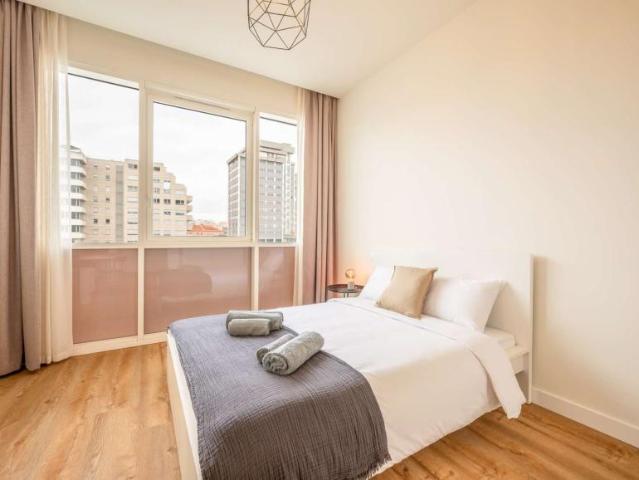 lisbon lisbon 1900 267 101840194