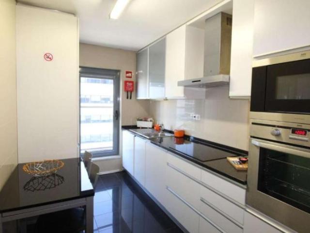 lisbon lisbon 1990 085 101794577