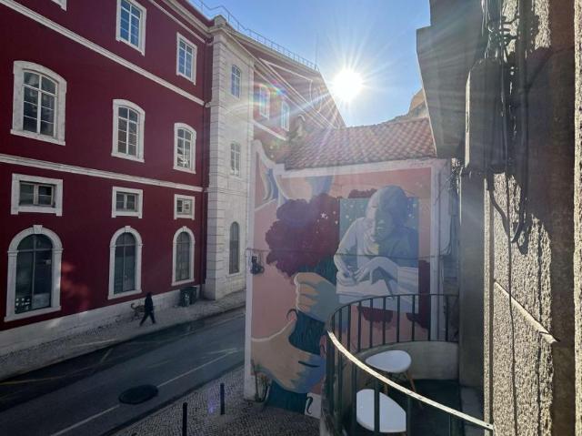 Lisbon Lisbon 1100 108 97638464