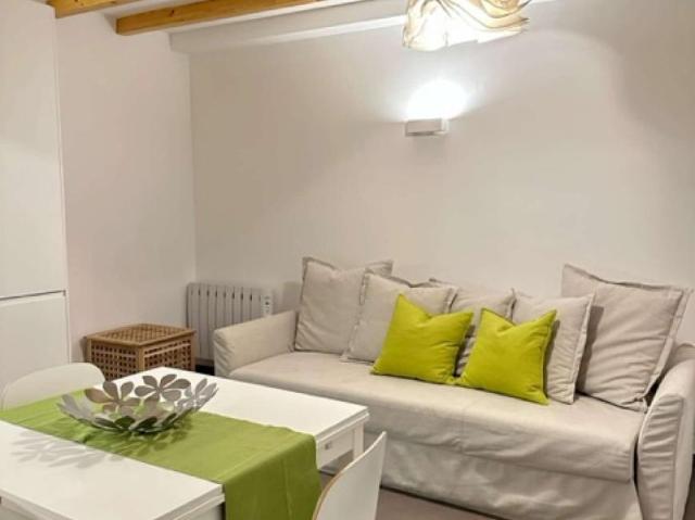Lisbon Lisbon 2750 518 96201808