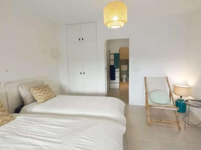 Lisbon Lisbon 2775 001 LS98709975