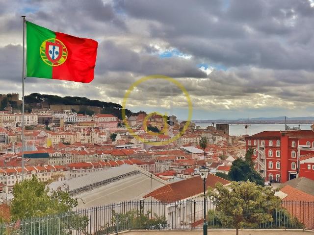 LISBOA CENTRO no CORAÇÃO HISTÓRICO cidade apart. T2 de charme Lisboa › Santa Maria Maior