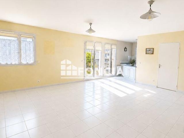 LISIEUX centre, appartement T3 avec ascenseur et Garage