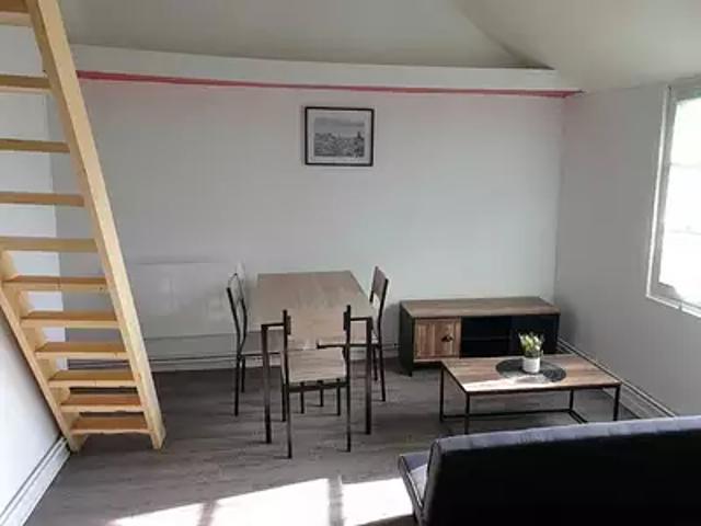 Lisieux 14100 Location appartement 2 pièces t2 au dernier étage