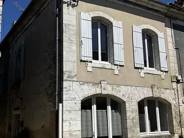 Lisle 24350 Achat / Vente maison 5 pièces t5