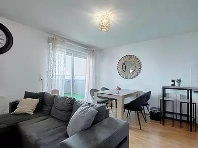 L'Isle d'Abeau 38080 Achat / Vente appartement 4 pièces t4 au dernier étage