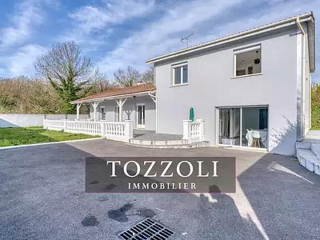 L'Isle d'Abeau 38080 Achat / Vente maison 7 pièces t7 terrasse cave