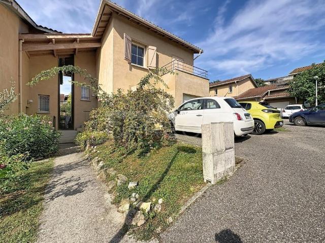 L'ISLE D'ABEAU Maison T5