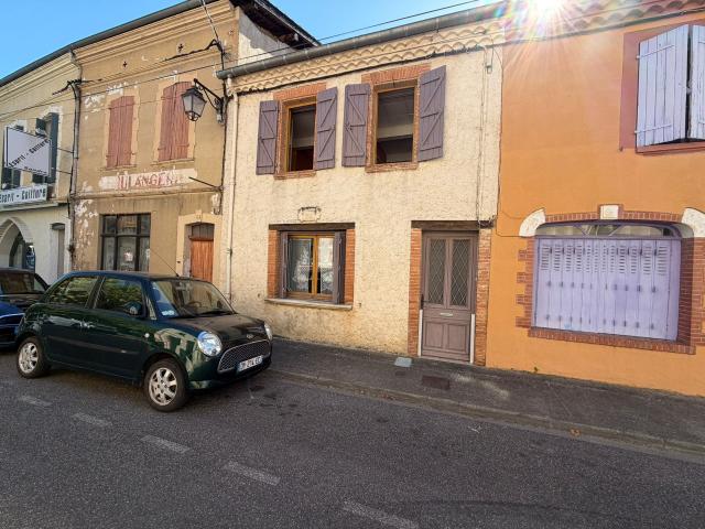 L'ISLE EN DODON: Maison T4 de village