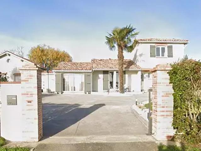 L'Isle Jourdain 32600 Achat / Vente maison 6 pièces t6 piscine jardin