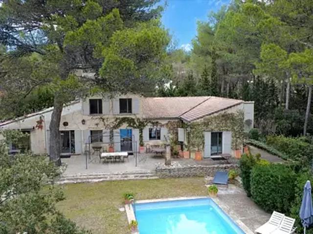 L'Isle sur la Sorgue 84800 Achat / Vente maison 5 pièces t5 piscine jardin