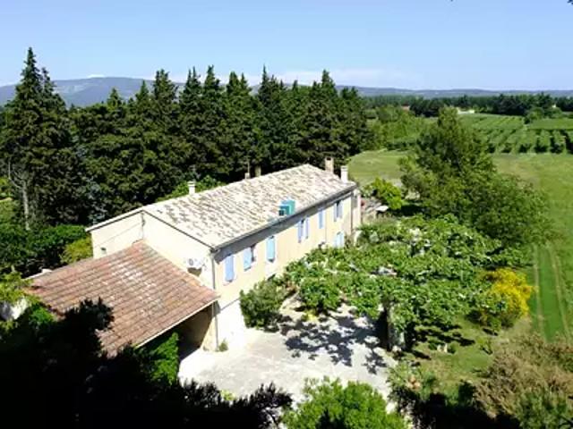 L'Isle sur la Sorgue 84800 Achat / Vente maison 18 pièces t18 terrasse parking