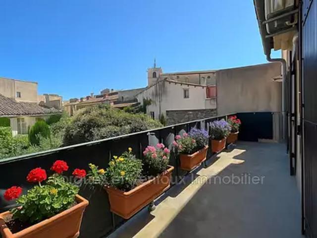 L'Isle sur la Sorgue 84800 Achat / Vente appartement 3 pièces t3 au dernier étage terrasse
