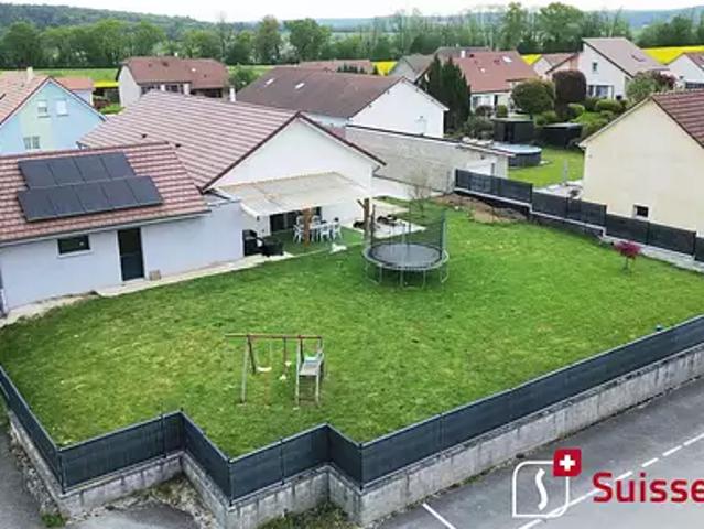 L'Isle sur le Doubs 25250 Achat / Vente maison 6 pièces t6 au dernier étage parking