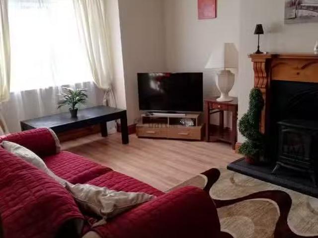 LISMORE PARK, CORK ROAD, Waterford City Centre is for rent