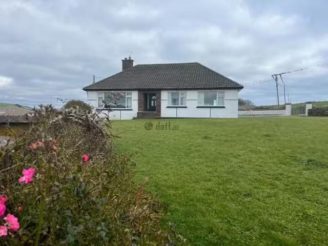 Lispatrick Lower, Old Head, Lispatrick, Co. Cork is for rent