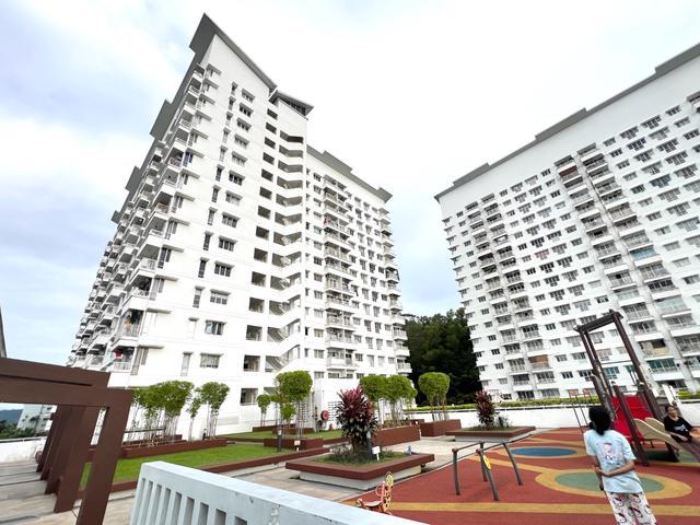 Little Genting Hilltop Monte Bayu Condo Low Corner Unit with City View