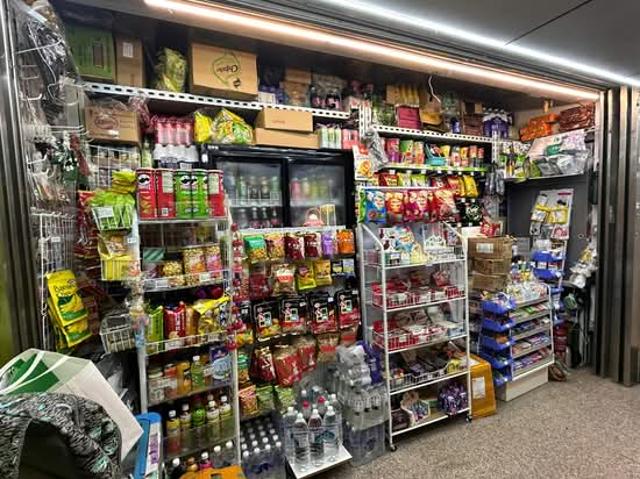 Little India MRT mini mart Shop / Shophouse For Rent, $1,00050 sqft $20.00 psf