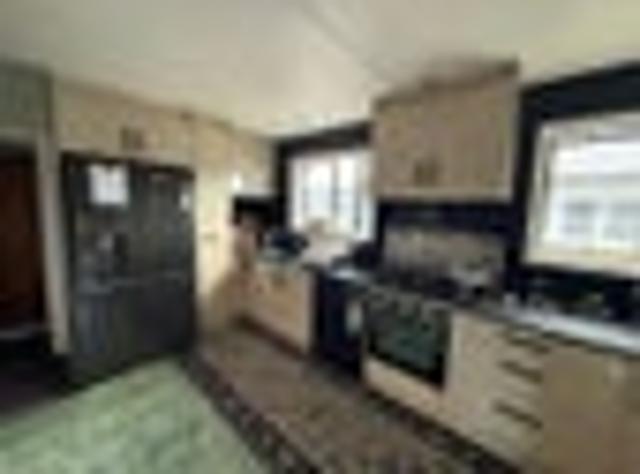 LITTLE WORK NEEDED 4 BED 108SQM RELOCATED & PILED
