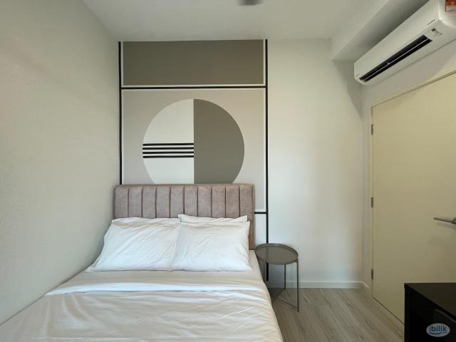 Live Along The MRT Putrajaya Line | Master Room @ Meta Residence | Direct Access to TRX, UPM, Cyberjaya & Putrajaya