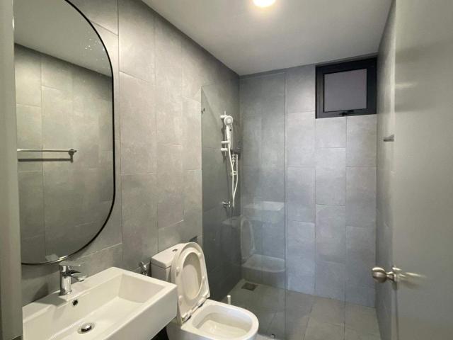 Live Along The MRT Putrajaya Line | Master Room @ Meta Residence | Direct Access to TRX, UPM, Cyberjaya & Putrajaya
