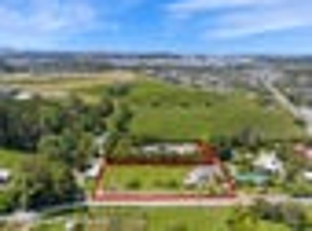 Live, Build and Bloom in Mangawhai Village