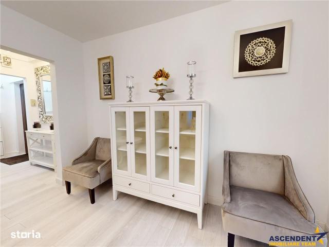 Live!Eleganta si simplitate Centrul Civic, renovat complet, etaj int