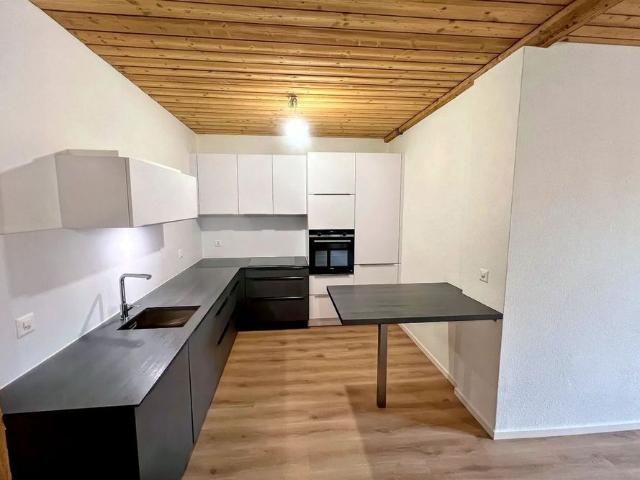 Live in the heart of moutier in a beautiful apartment