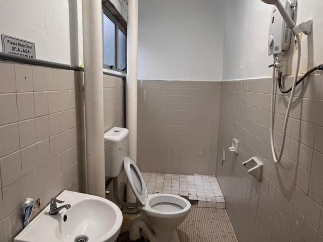 Live 1KM to CIQ FULLY Furnished with ZERO Deposit needed