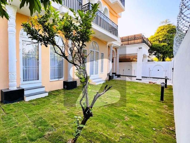 Liveable 1 Kanal House For Rent F 7