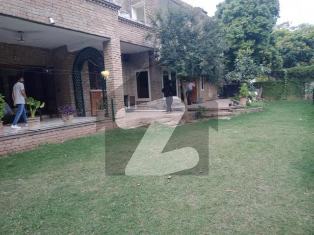 Liveable House With Extra Land F 8