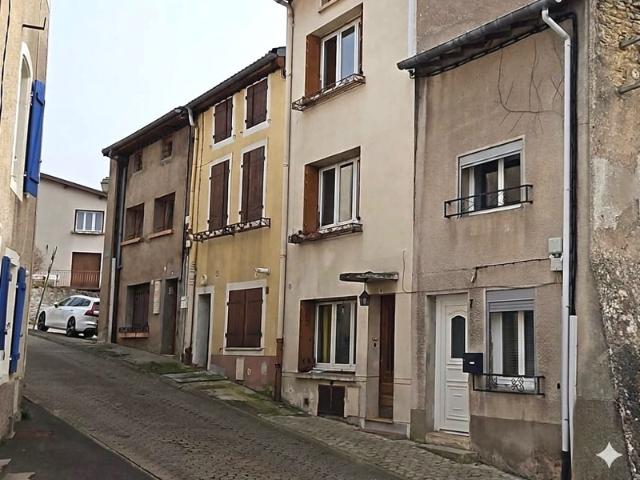 LIVERDUN / QUARTIER HISTORIQUE: PETITE MAISON T3