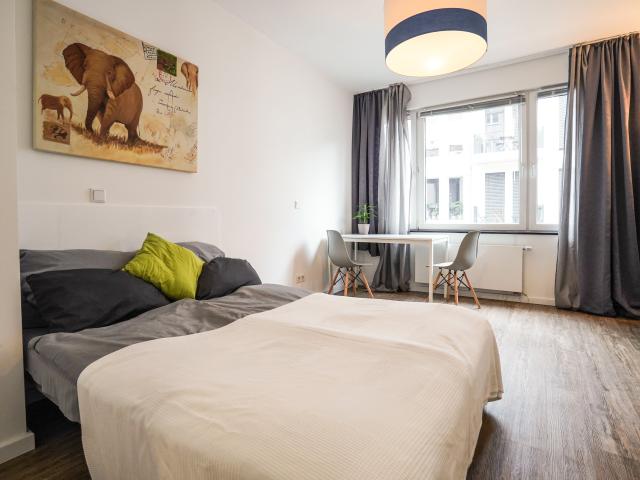 Living in the middle of the Belgian Quarter fully furnished 2 room apartment