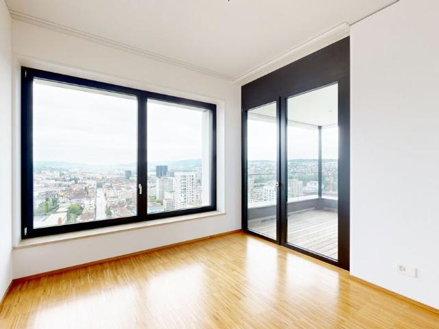 Living on the top floor with a view over Zurich