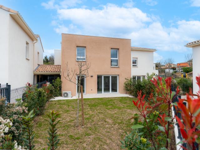 LIVRAISON IMMINENTE ! T4 DUPLEX TYPE MAISON DE VILLE 92m² + TERRASSE 10m² + JARDIN 99m²