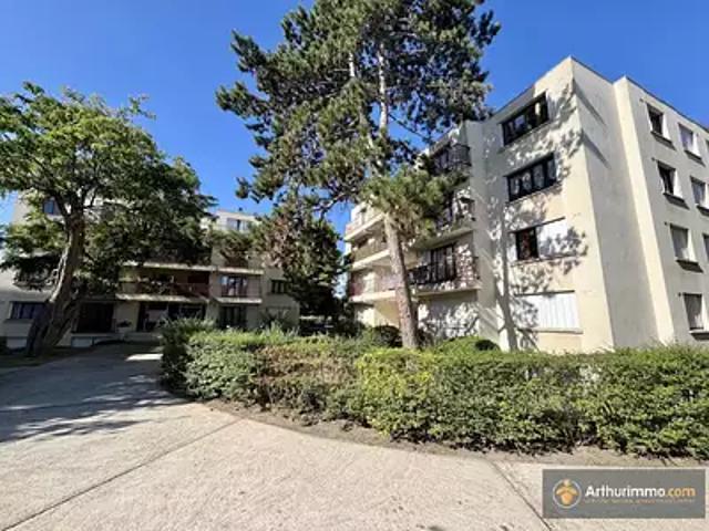 Livry Gargan 93190 Achat / Vente appartement 4 pièces t4 cave