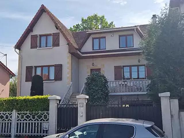 Livry Gargan 93190 Achat / Vente maison 8 pièces t8 au dernier étage parking