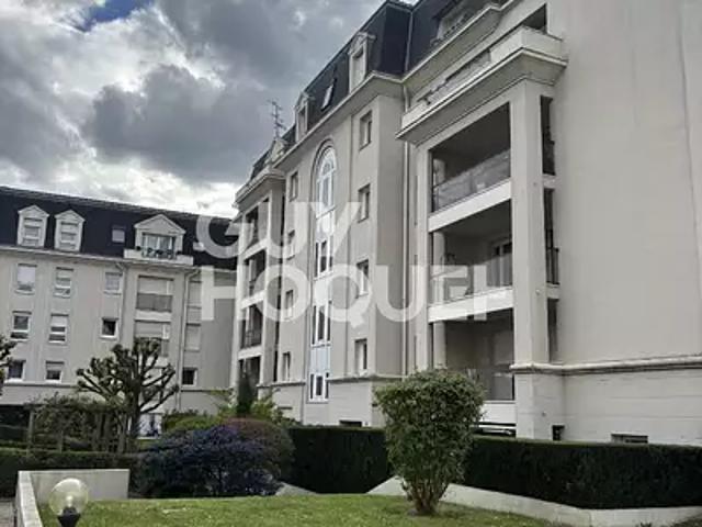 Livry Gargan 93190 Location appartement 1 pièce t1 au dernier étage cave