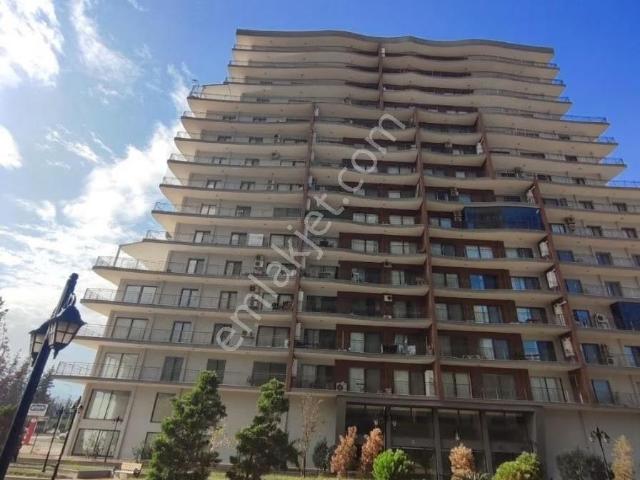 Liya Marin 1'de Kiralık 3+1 Doğalgazlı Daire